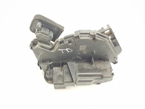 5ta839016d rear door - rear, lock